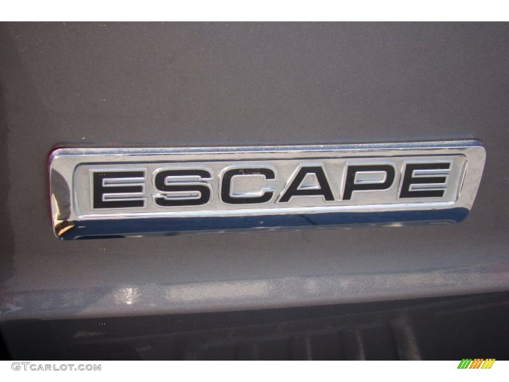 2009 Escape XLS - Sterling Grey Metallic / Charcoal photo #36