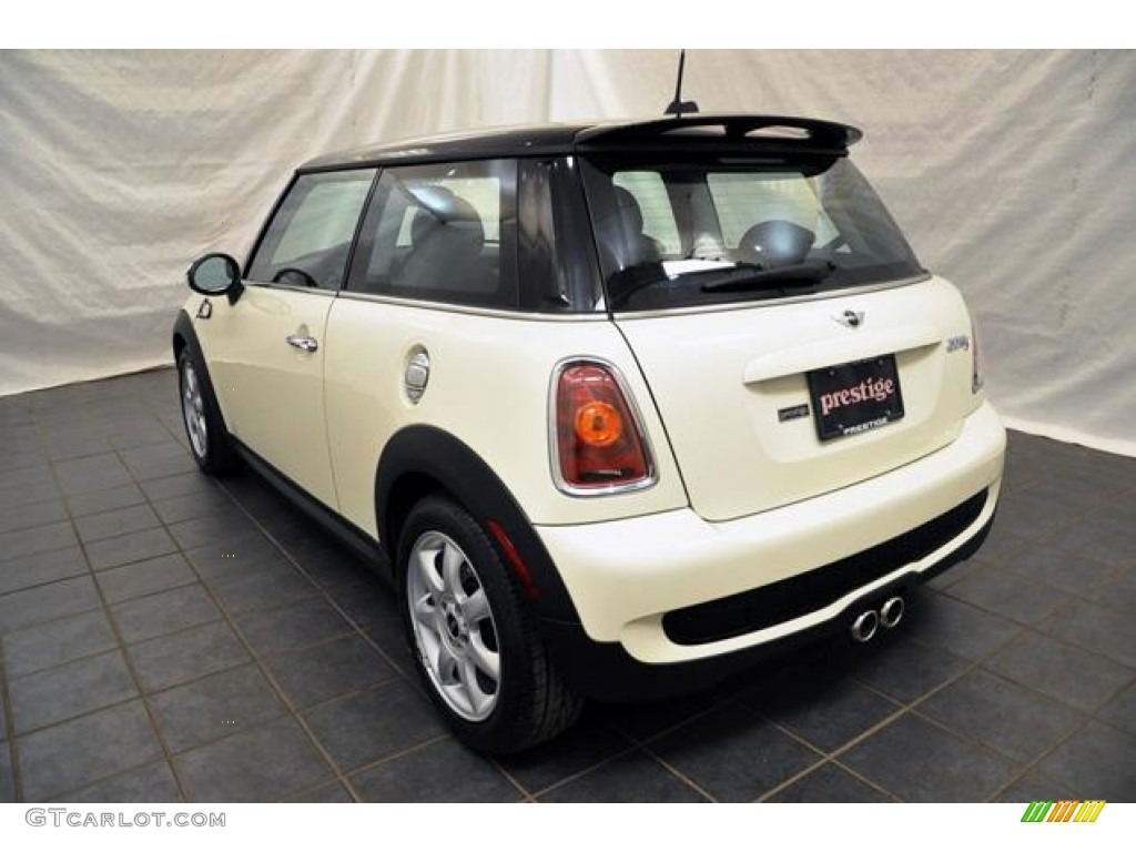 Pepper White 2009 Mini Cooper S Hardtop Exterior Photo #55048842