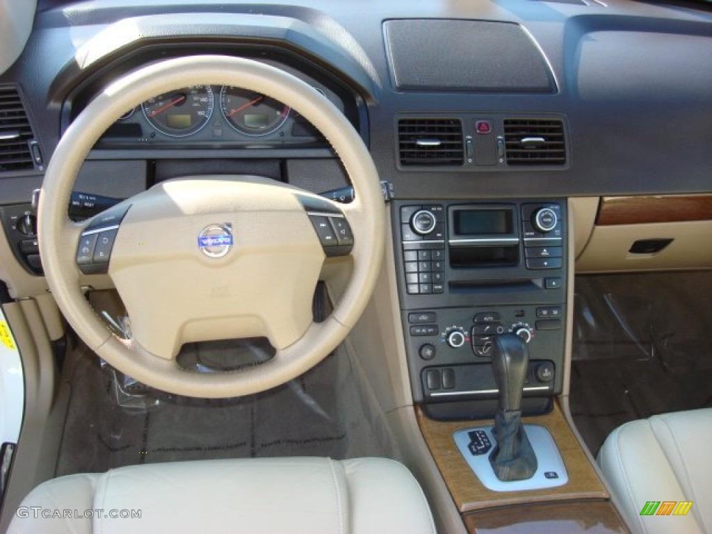 2007 Volvo XC90 3.2 Dashboard Photos