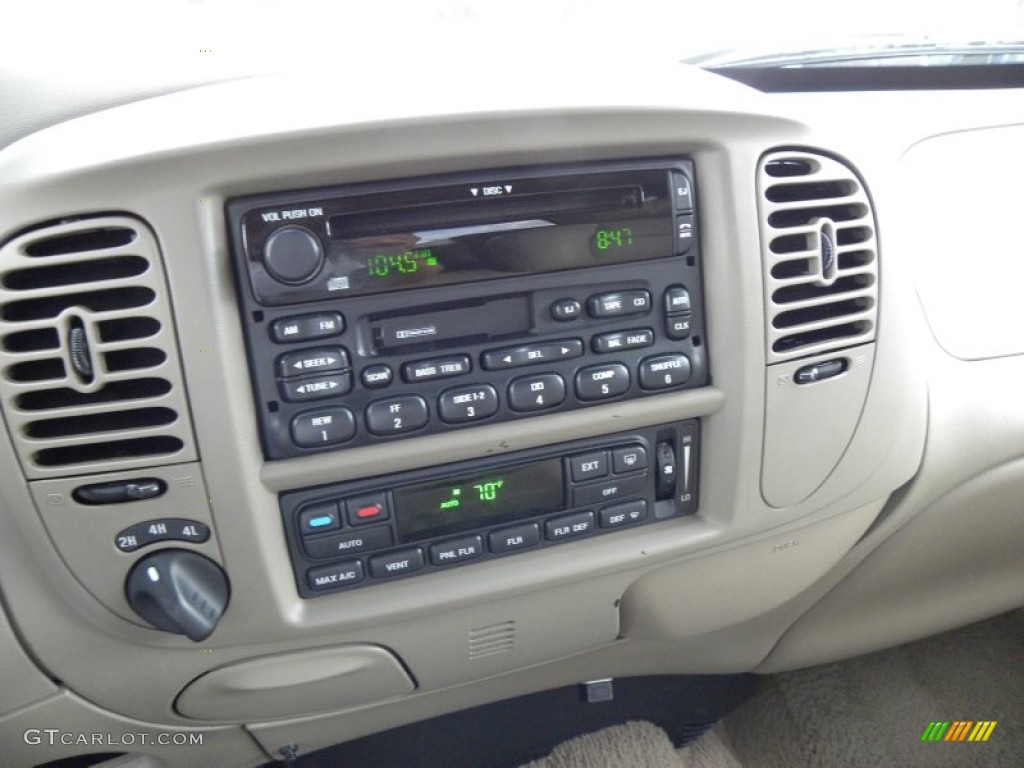 2003 Ford F150 Lariat FX4 Off Road SuperCrew 4x4 Audio System Photo #55051722