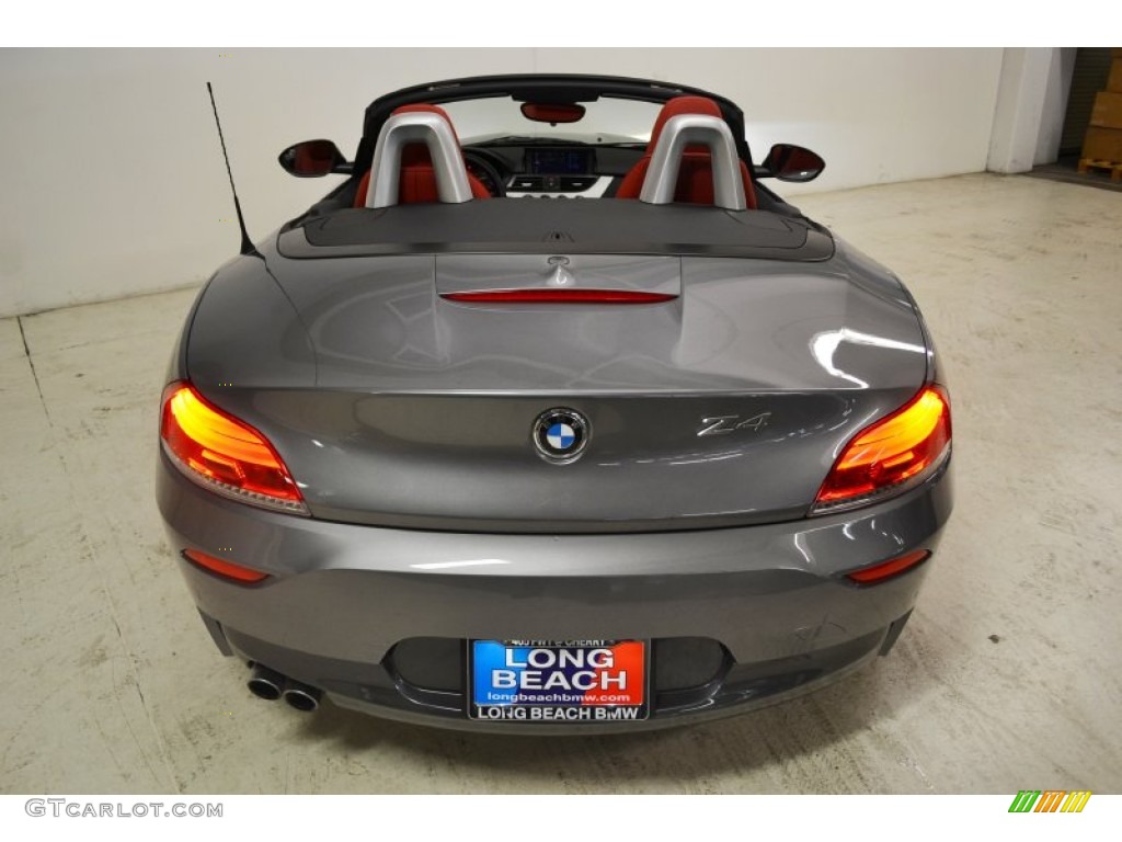 2011 Z4 sDrive30i Roadster - Space Gray Metallic / Coral Red photo #6
