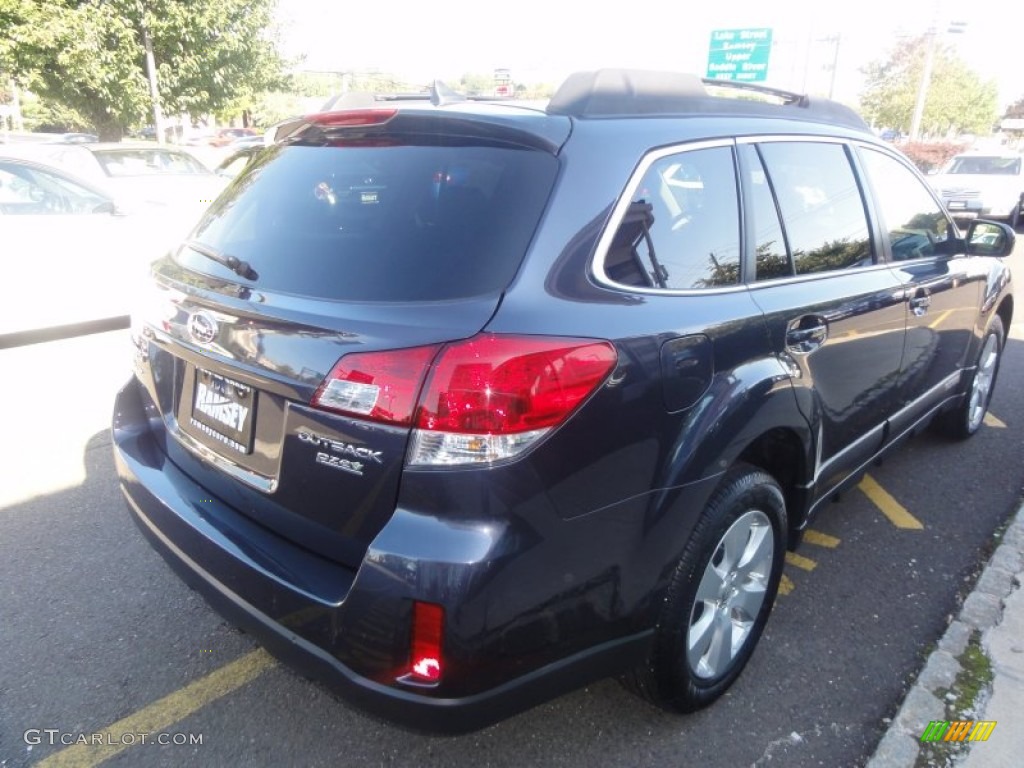2011 Outback 2.5i Limited Wagon - Graphite Gray Metallic / Off Black photo #7