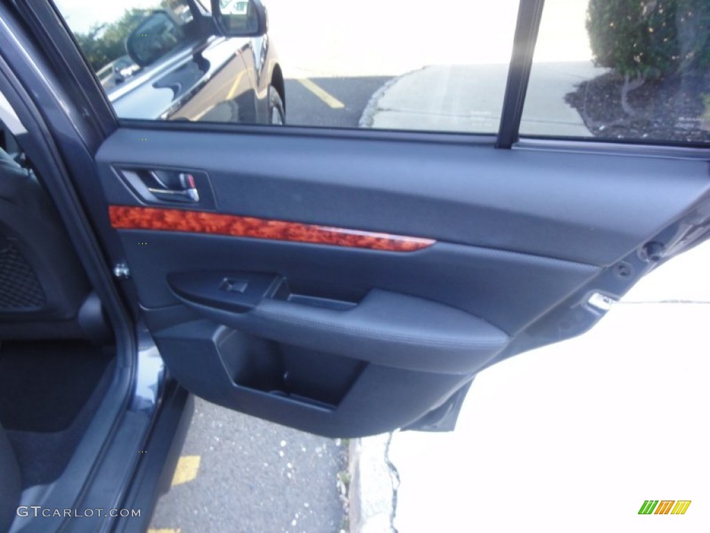 2011 Outback 2.5i Limited Wagon - Graphite Gray Metallic / Off Black photo #22