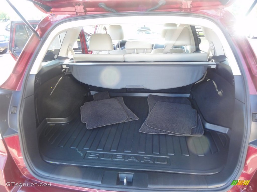 2011 Outback 2.5i Limited Wagon - Ruby Red Pearl / Warm Ivory photo #19