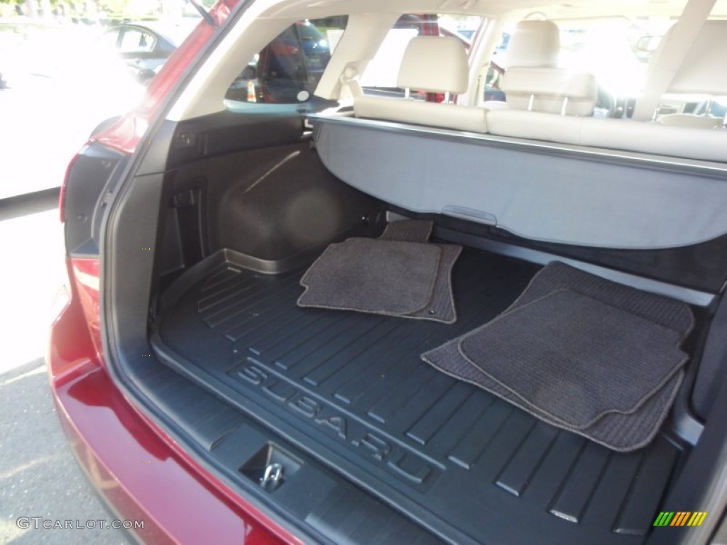 2011 Outback 2.5i Limited Wagon - Ruby Red Pearl / Warm Ivory photo #20