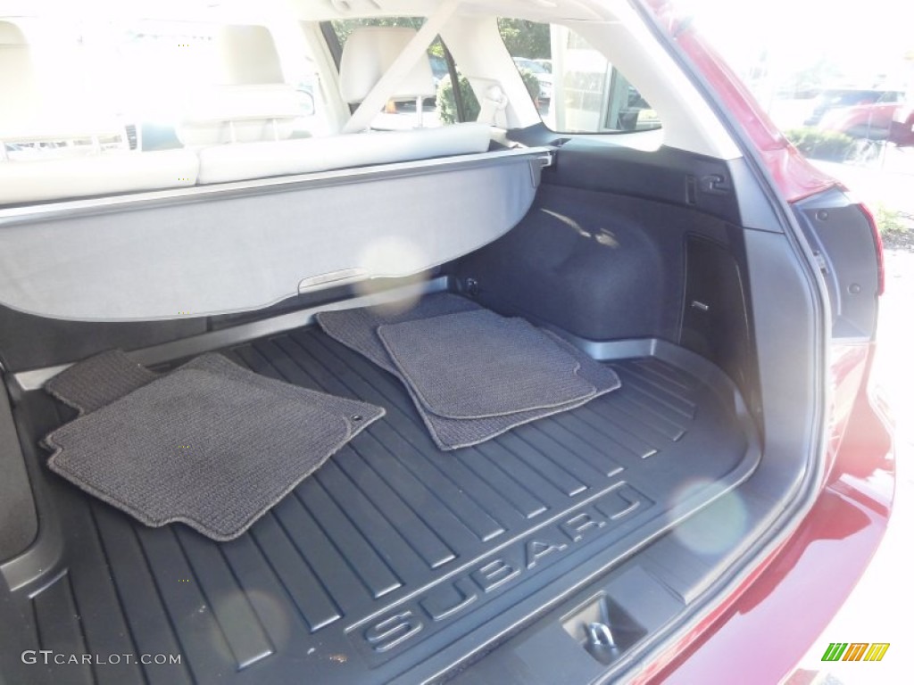2011 Outback 2.5i Limited Wagon - Ruby Red Pearl / Warm Ivory photo #21