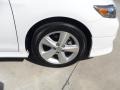 Super White - Camry SE Photo No. 15