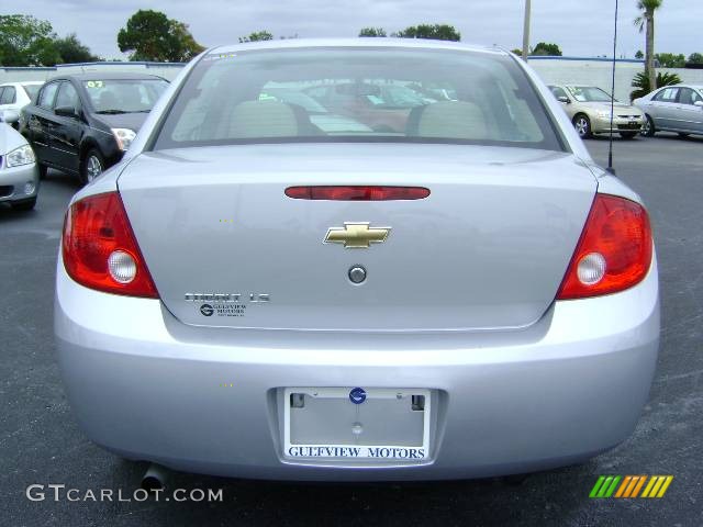 2007 Cobalt LS Sedan - Ultra Silver Metallic / Neutral Beige photo #6