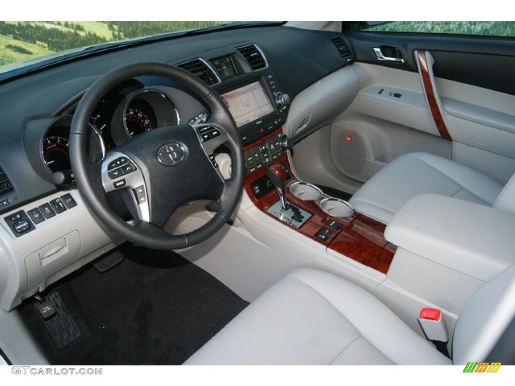 Ash Interior 2012 Toyota Highlander Limited 4WD Photo #55056633