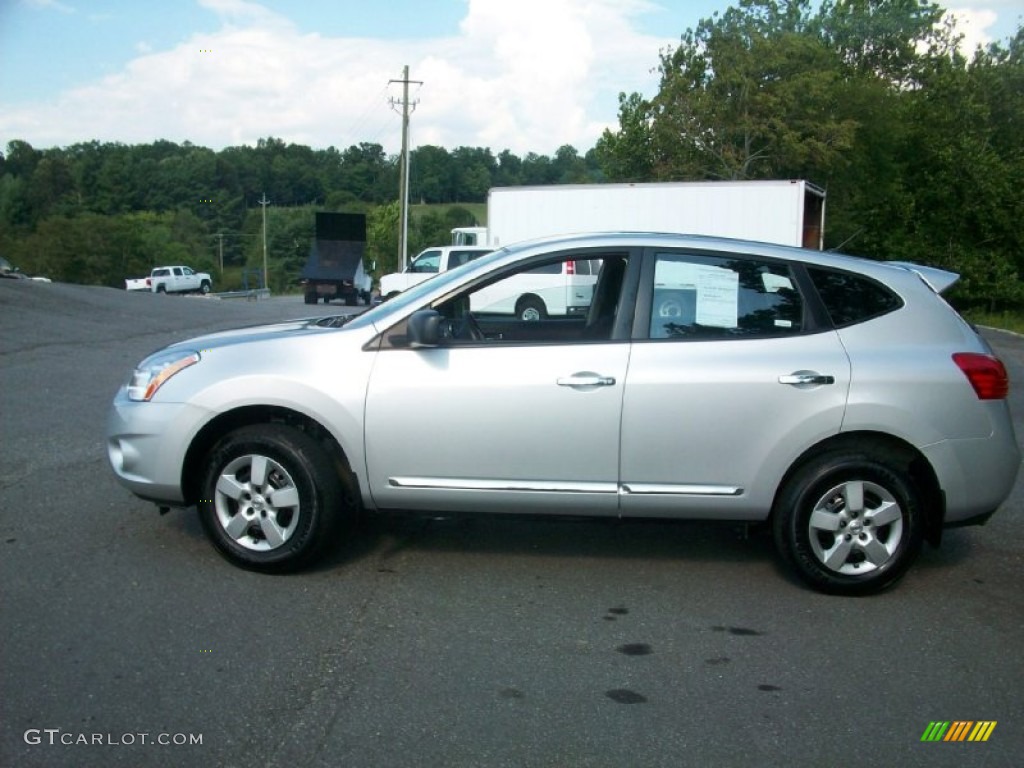 2011 Rogue S AWD - Silver Ice Metallic / Black photo #2