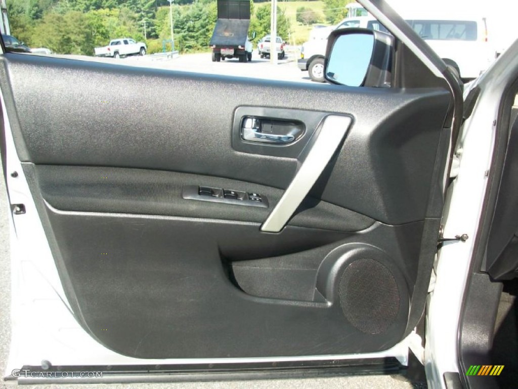 2011 Rogue S AWD - Silver Ice Metallic / Black photo #10