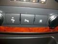 2010 Chevrolet Avalanche LS 4x4 Controls