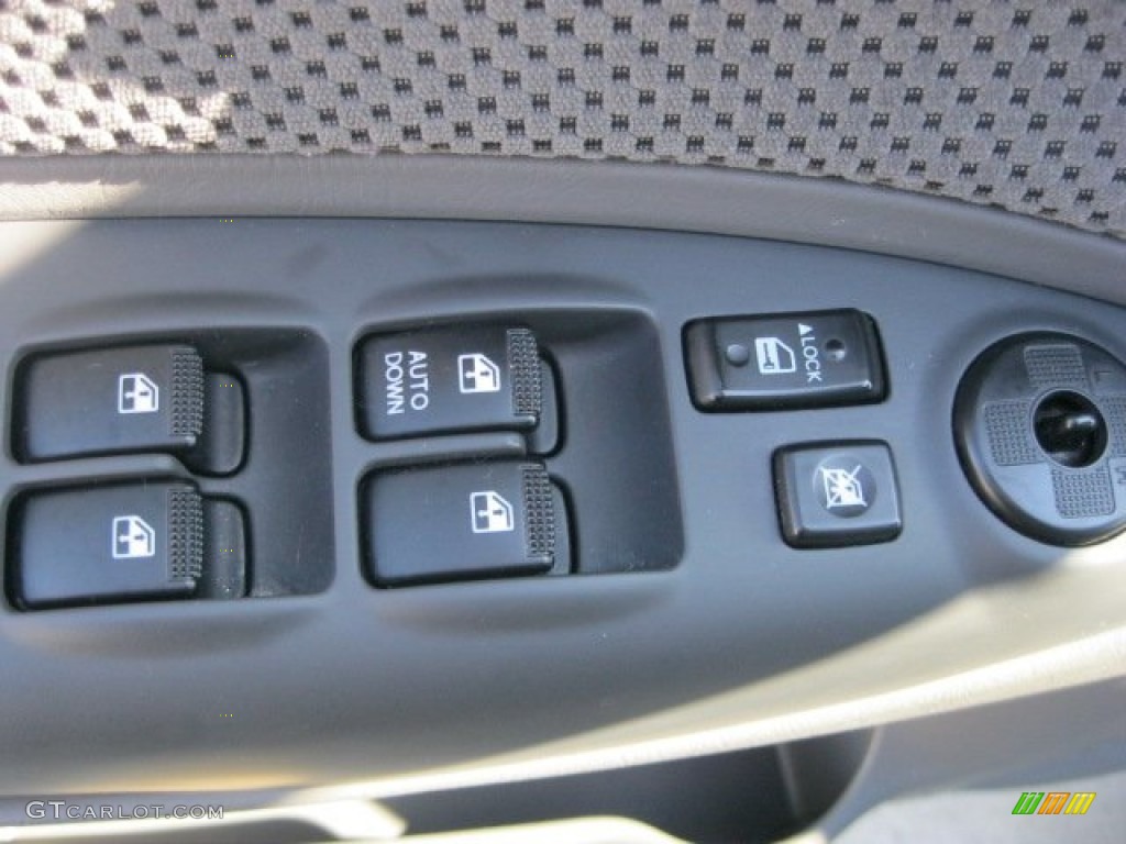 2008 Hyundai Tucson SE Controls Photo #55057182