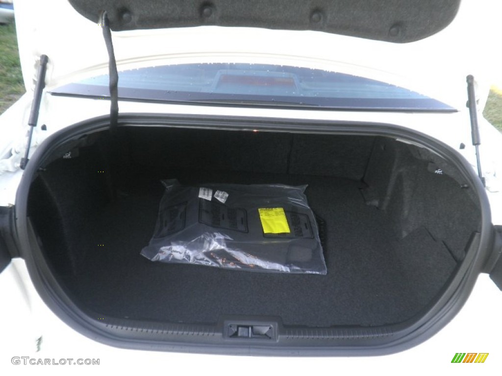 2012 Lincoln MKZ AWD Trunk Photos