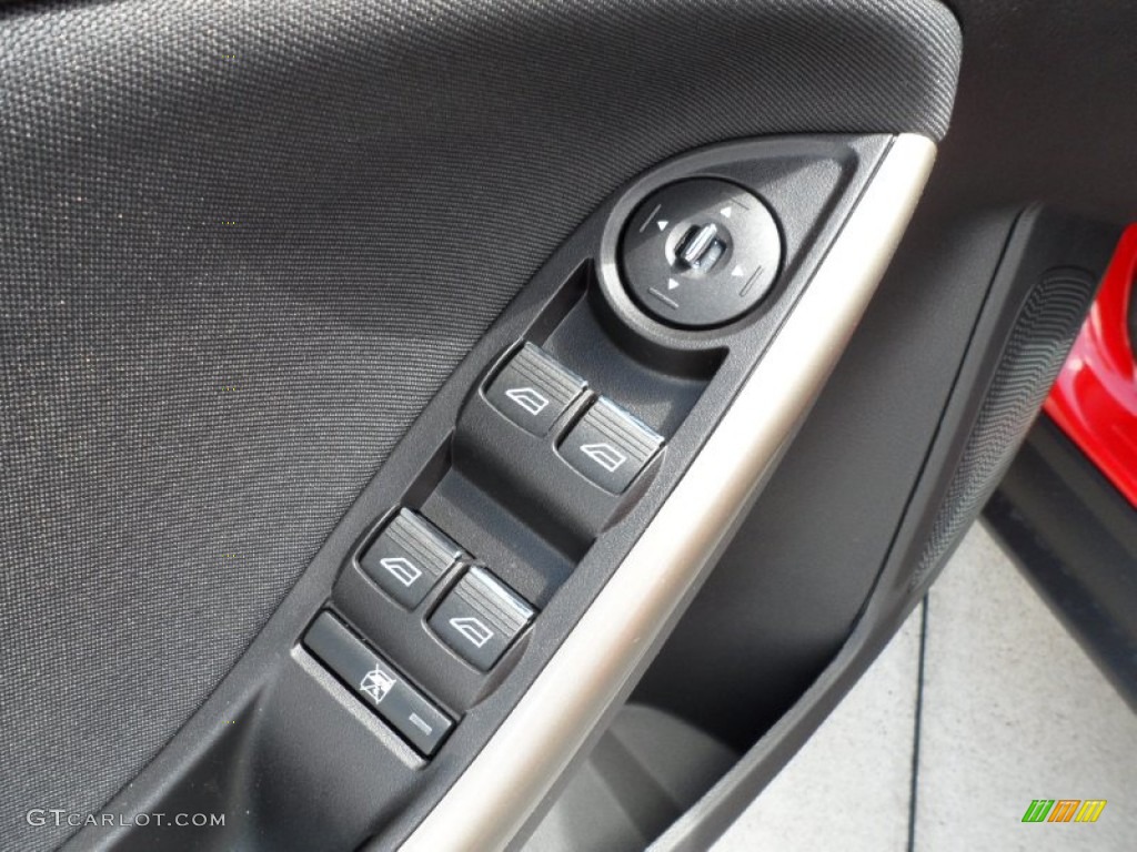 2012 Ford Focus SEL 5-Door Controls Photo #55060305