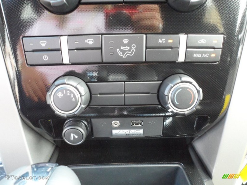 2011 Ford F150 FX2 SuperCab Controls Photo #55062012