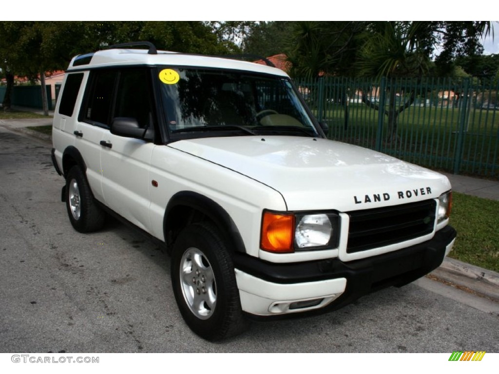 Chawton White 2000 Land Rover Discovery II Standard Discovery II Model Exterior Photo #55064562