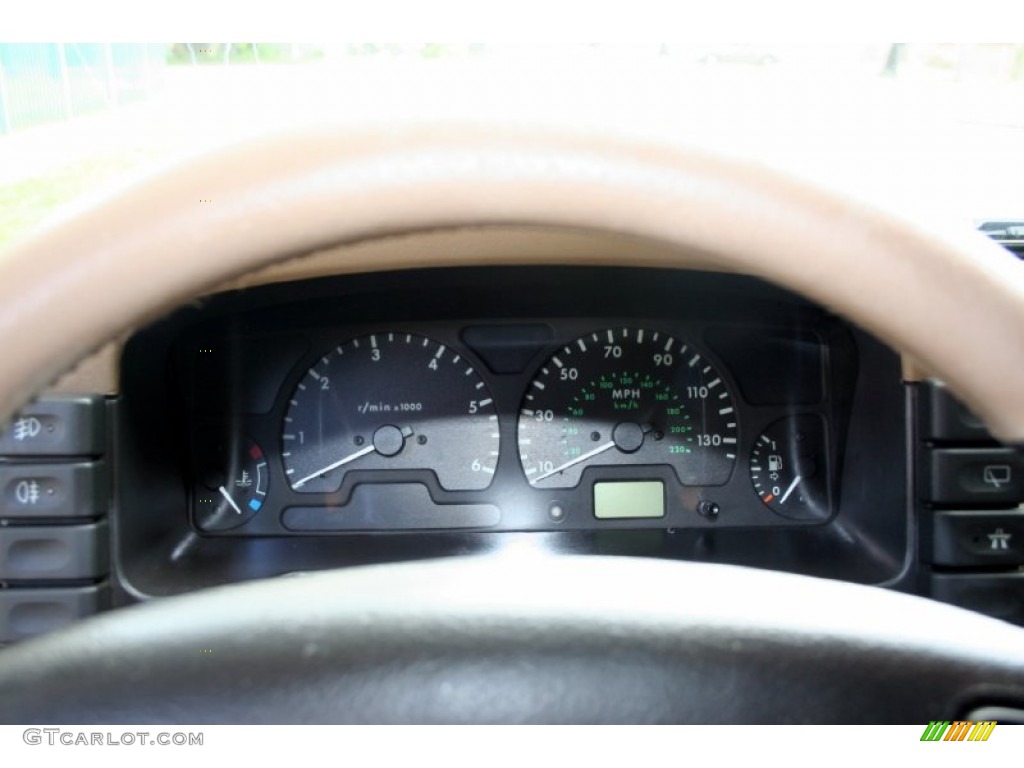 2000 Land Rover Discovery II Standard Discovery II Model Gauges Photo #55064856