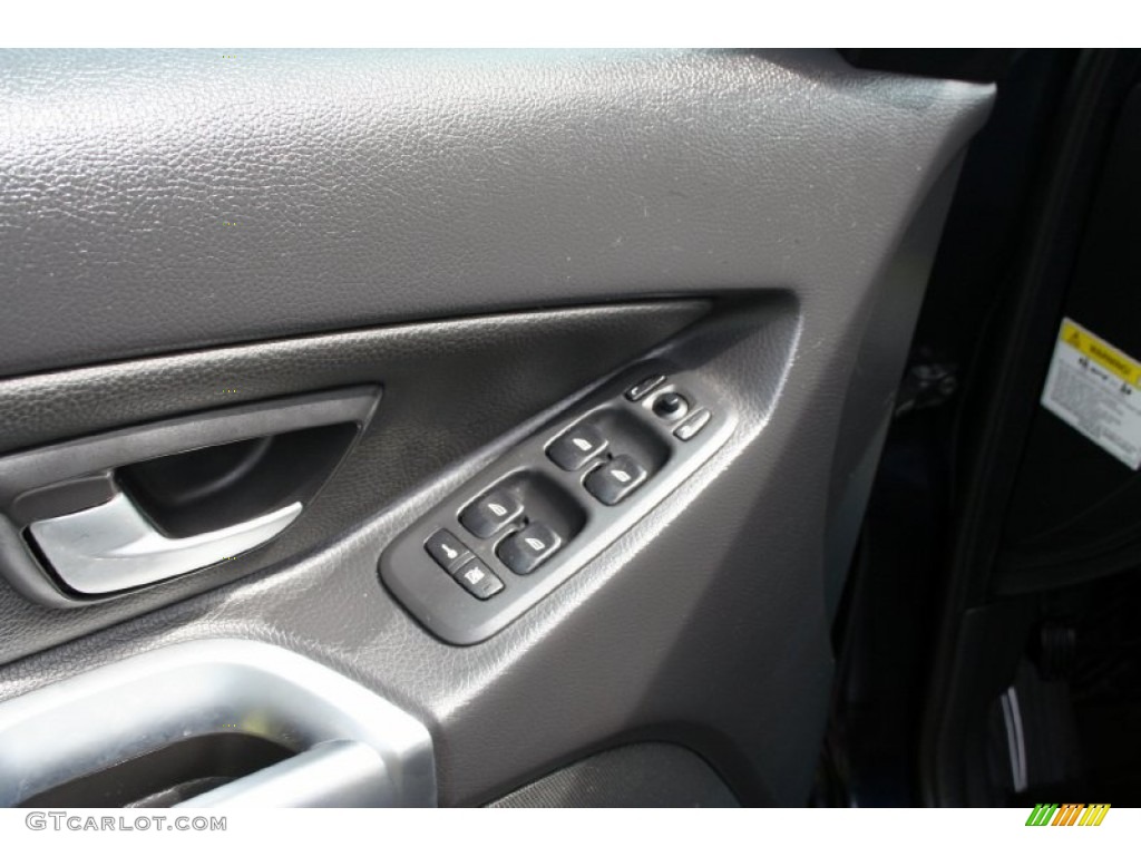 2005 XC90 V8 AWD - Magic Blue Metallic / Graphite photo #31