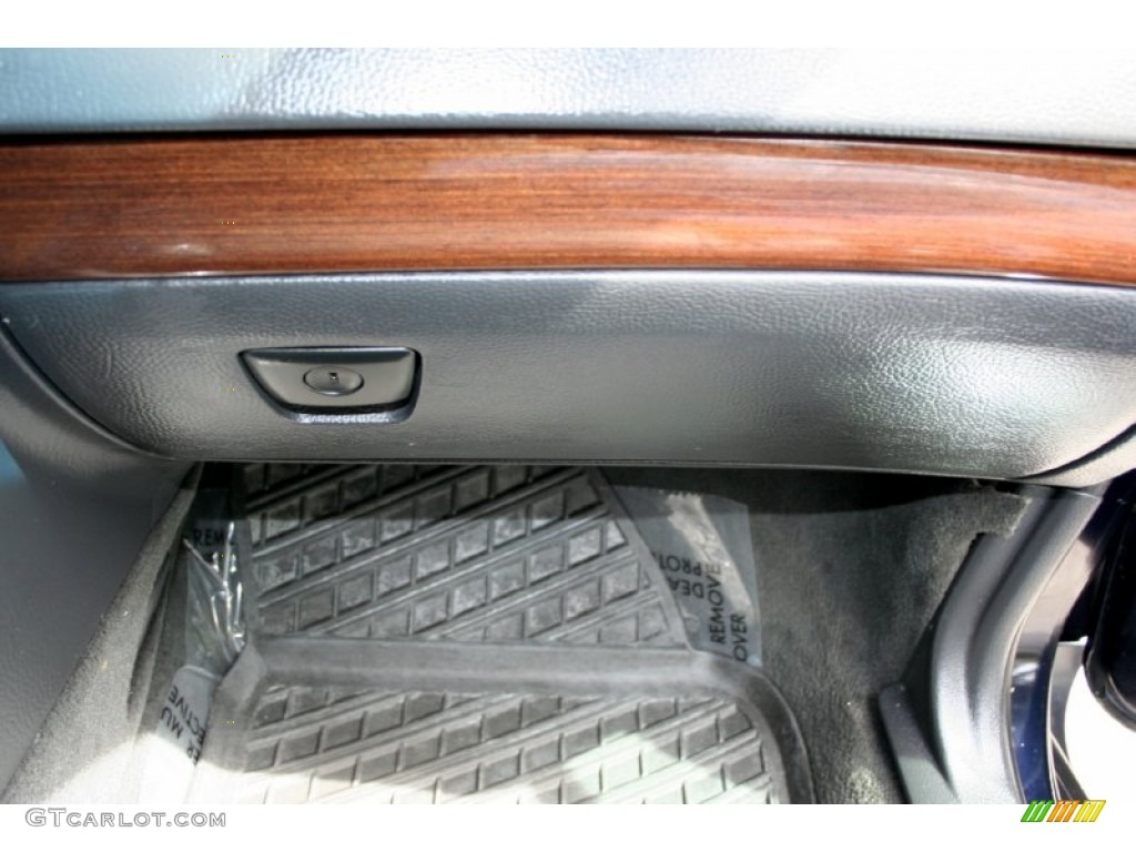 2005 XC90 V8 AWD - Magic Blue Metallic / Graphite photo #65