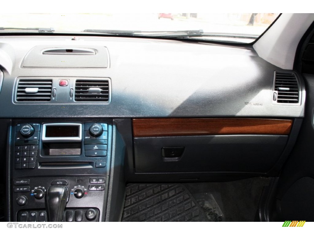 2005 XC90 V8 AWD - Magic Blue Metallic / Graphite photo #68
