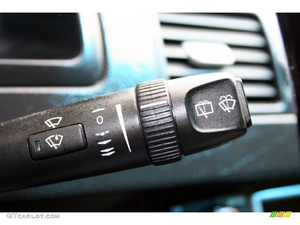 2005 XC90 V8 AWD - Magic Blue Metallic / Graphite photo #76