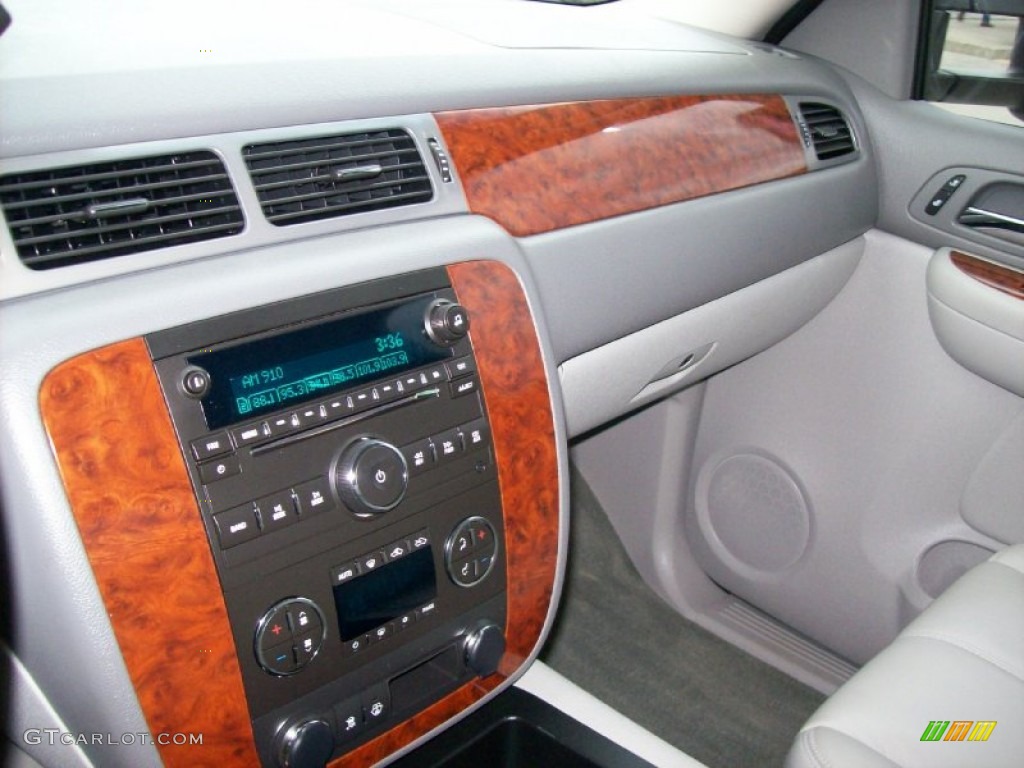 2008 Silverado 1500 LTZ Crew Cab 4x4 - Dark Cherry Metallic / Light Titanium/Dark Titanium photo #9