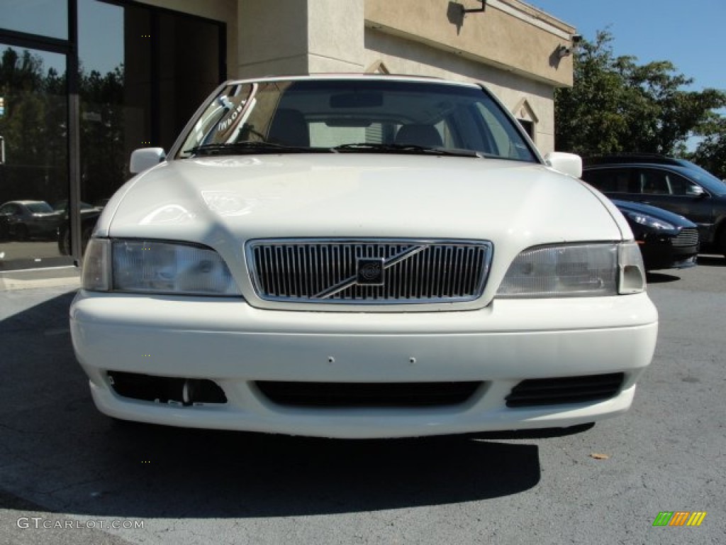 1998 V70 GLT - White / Beige photo #2