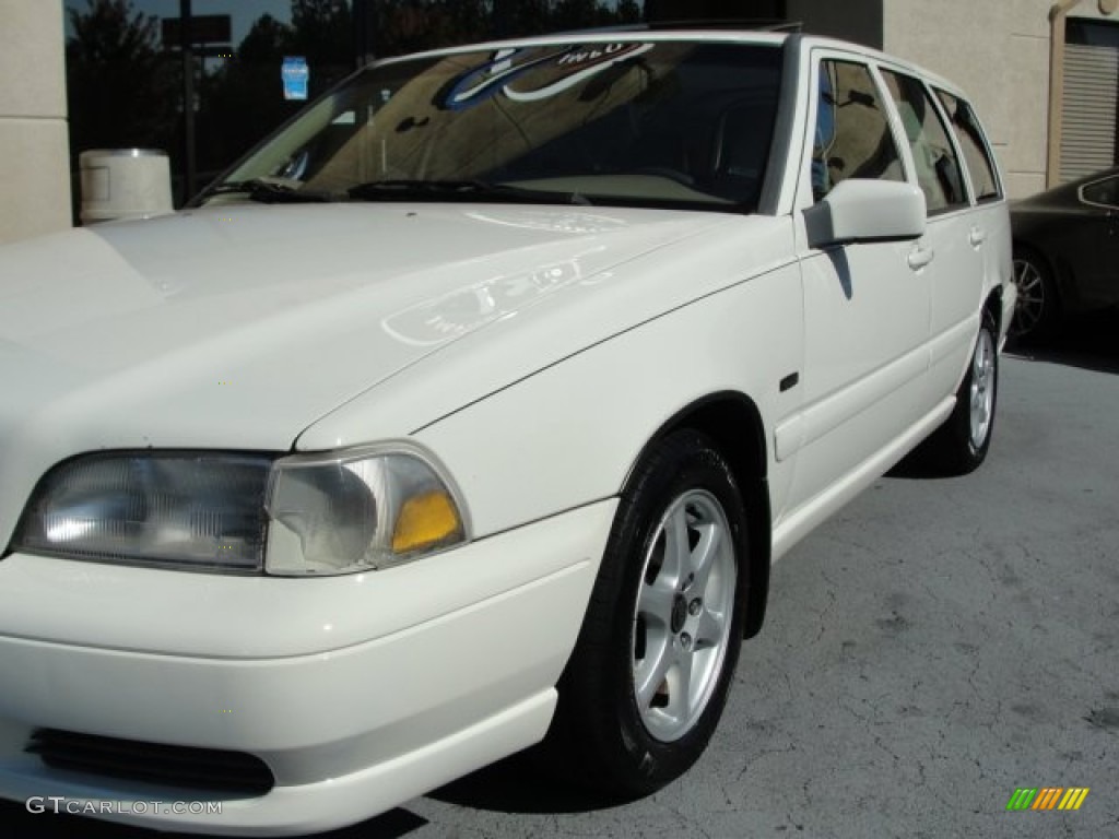 1998 V70 GLT - White / Beige photo #4
