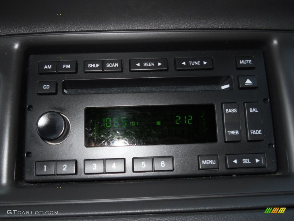 2006 Mercury Grand Marquis GS Audio System Photo #55070133