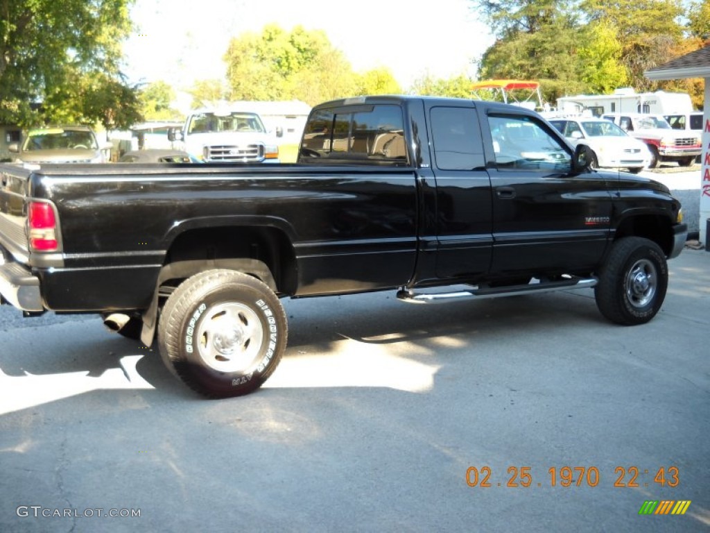 2000 Ram 2500 SLT Extended Cab 4x4 - Black / Agate photo #5