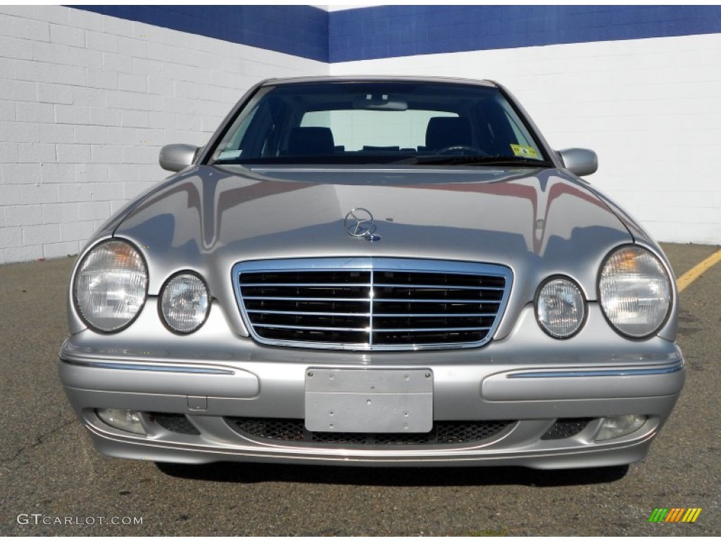 Brilliant Silver Metallic 2001 Mercedes-Benz E 320 4Matic Sedan Exterior Photo #55073741