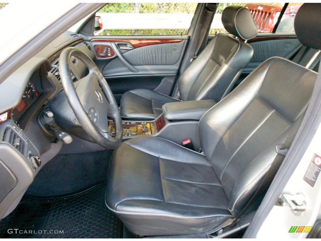 Charcoal Interior 2001 Mercedes-Benz E 320 4Matic Sedan Photo #55073770