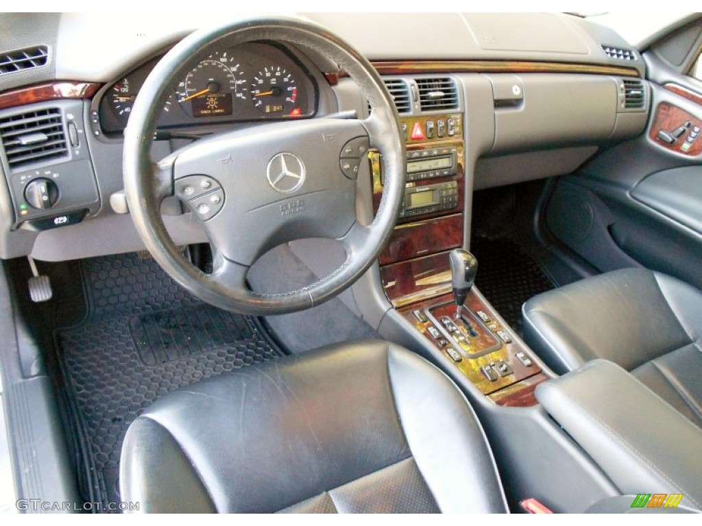 Charcoal Interior 2001 Mercedes-Benz E 320 4Matic Sedan Photo #55073779