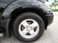 2007 Nissan Frontier LE Crew Cab Wheel and Tire Photo