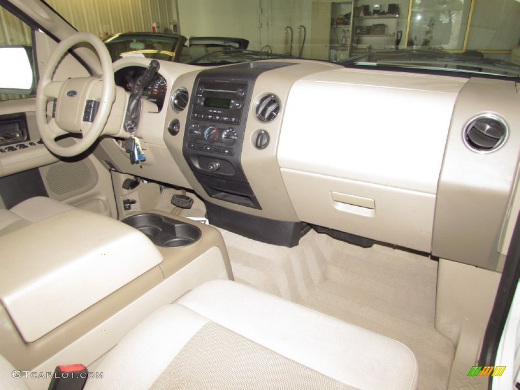 2004 F150 XLT SuperCab - Oxford White / Tan photo #16