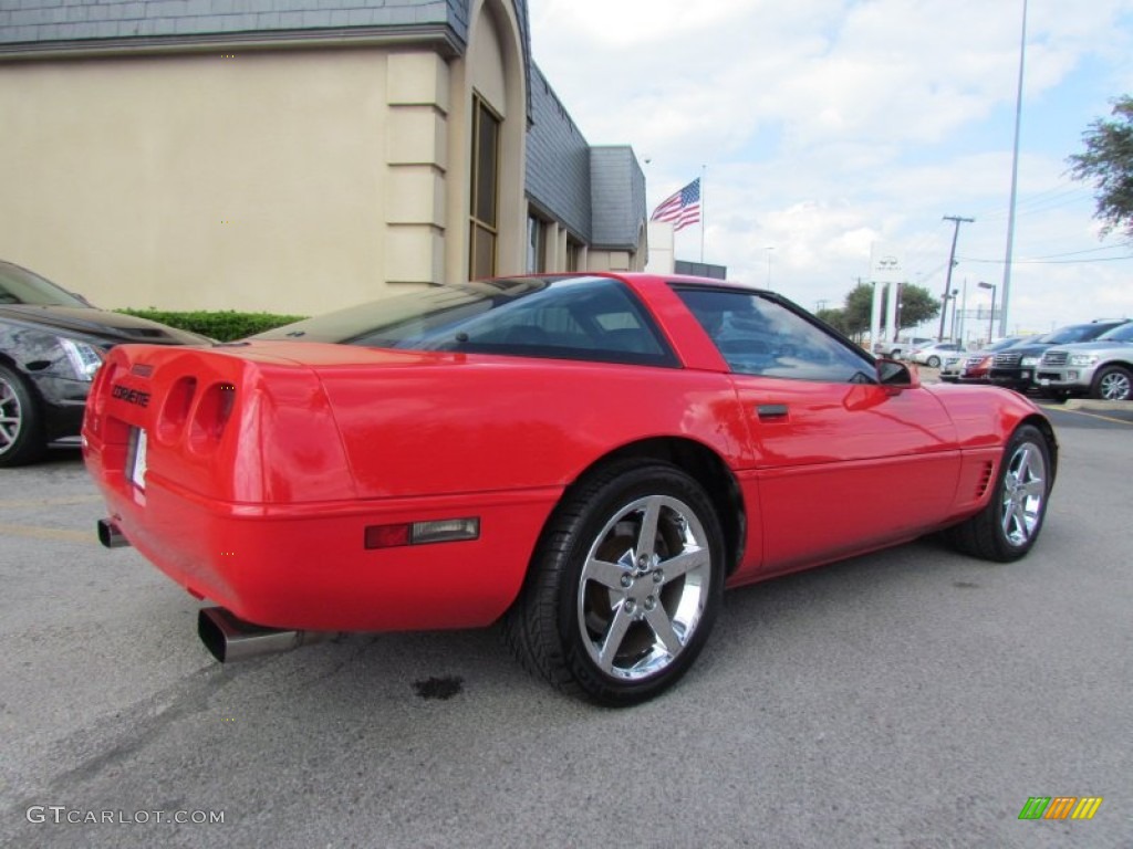 Torch Red 1996 Chevrolet Corvette Coupe Exterior Photo #55074616
