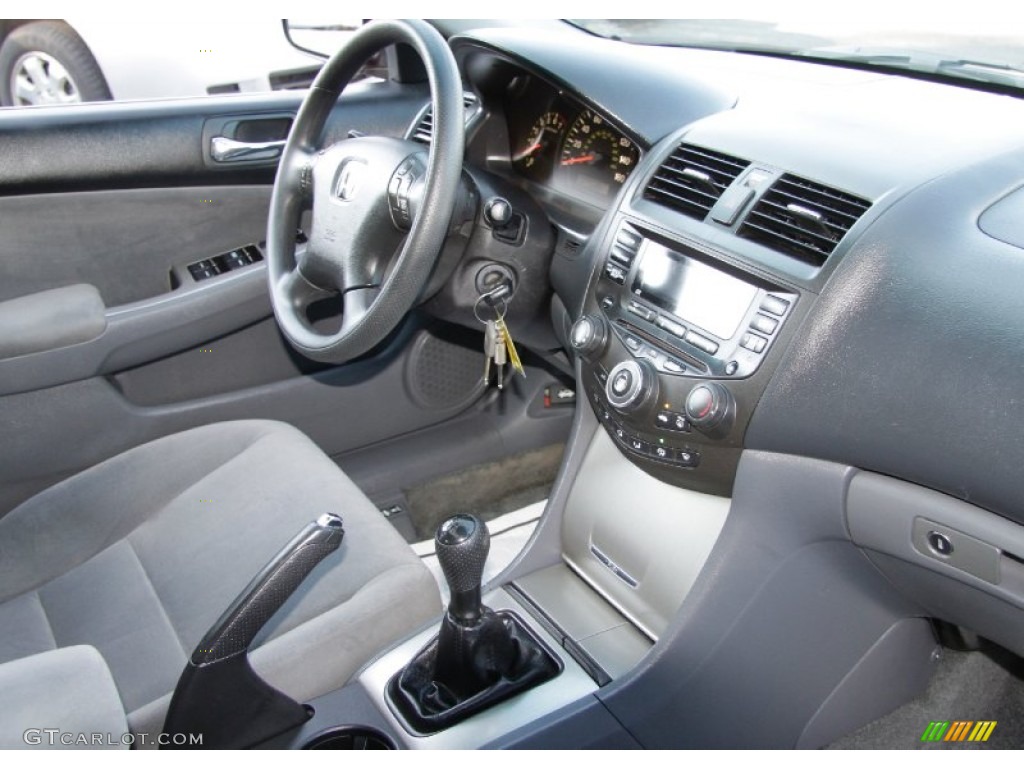 Gray Interior 2004 Honda Accord Ex Sedan Photo 55075489