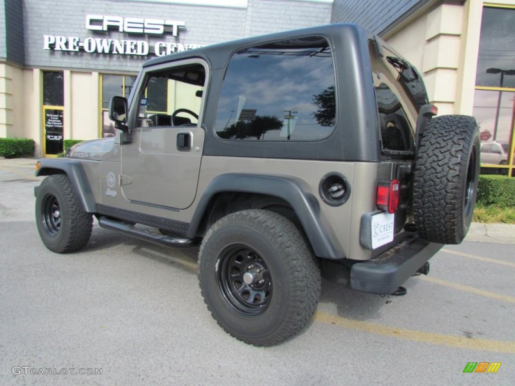 2004 Wrangler Rubicon 4x4 - Light Khaki Metallic / Khaki photo #2