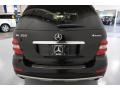 Black - ML 350 4Matic Photo No. 11
