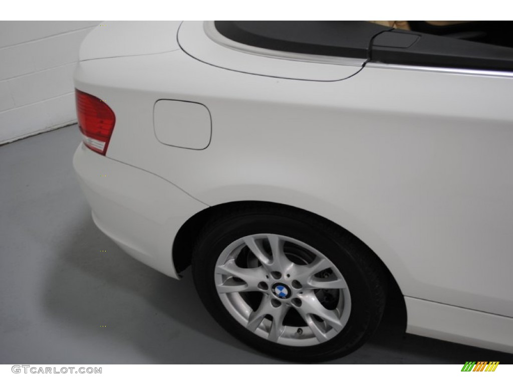 2009 1 Series 128i Convertible - Alpine White / Savanna Beige/Black Boston Leather photo #14