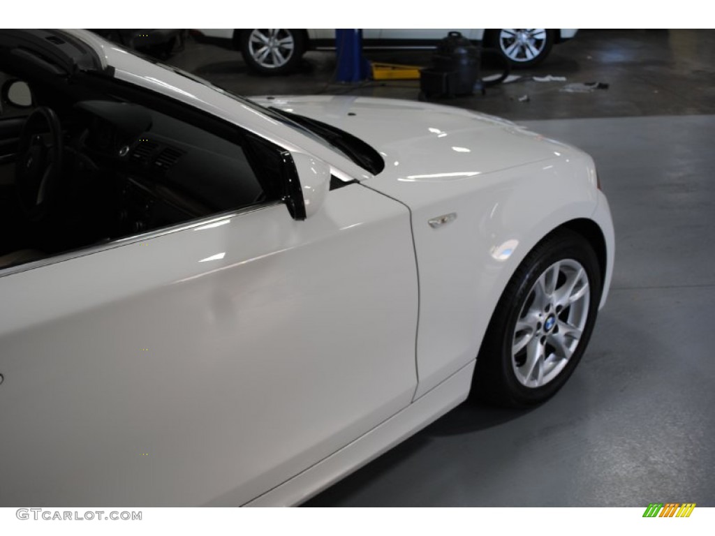 2009 1 Series 128i Convertible - Alpine White / Savanna Beige/Black Boston Leather photo #16