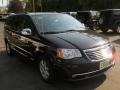 2011 Brilliant Black Crystal Pearl Chrysler Town & Country Touring - L  photo #17