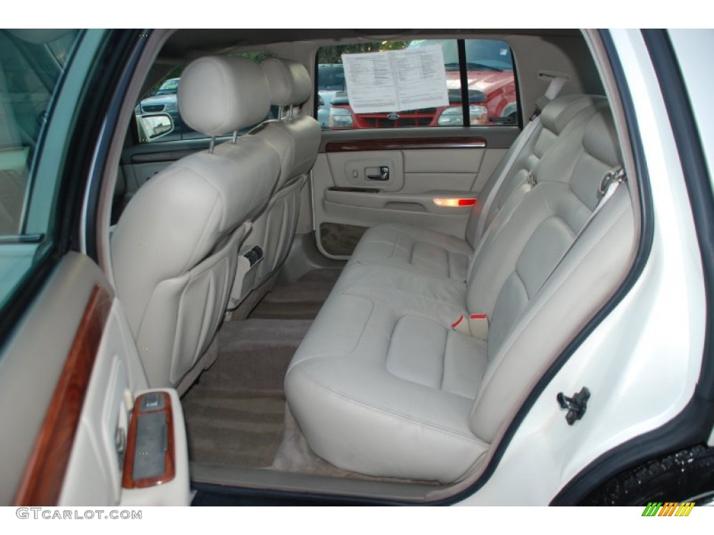 Shale/Neutral Interior 1997 Cadillac DeVille Sedan Photo #55082092