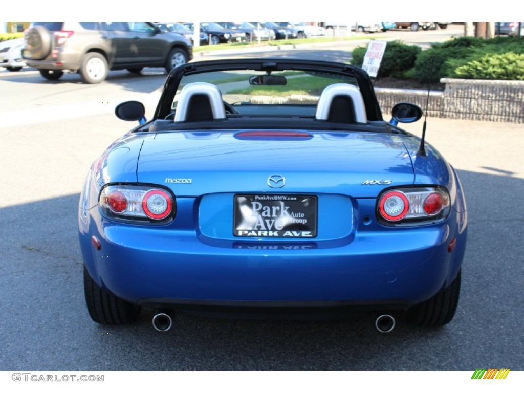 2006 MX-5 Miata Grand Touring Roadster - Winning Blue Metallic / Black photo #6