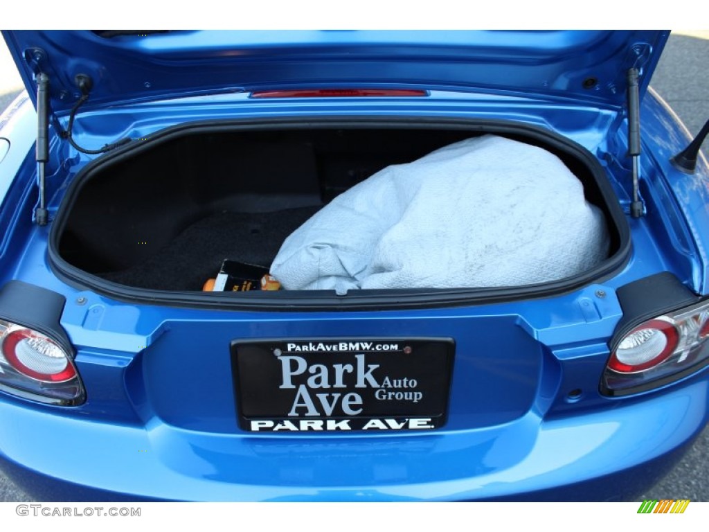 2006 MX-5 Miata Grand Touring Roadster - Winning Blue Metallic / Black photo #20