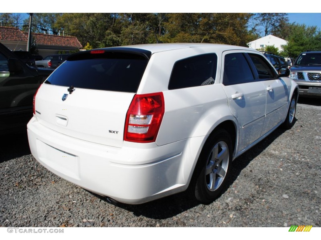 Stone White 2008 Dodge Magnum SXT Exterior Photo #55086559