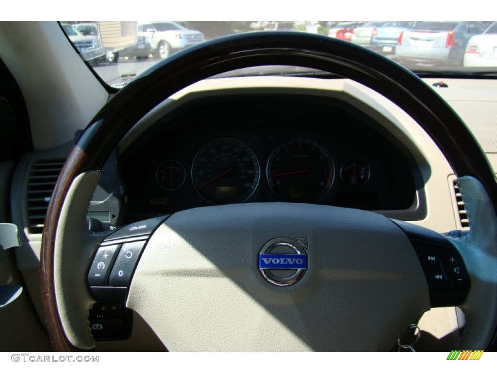 2004 XC90 2.5T AWD - Ice White / Taupe photo #23