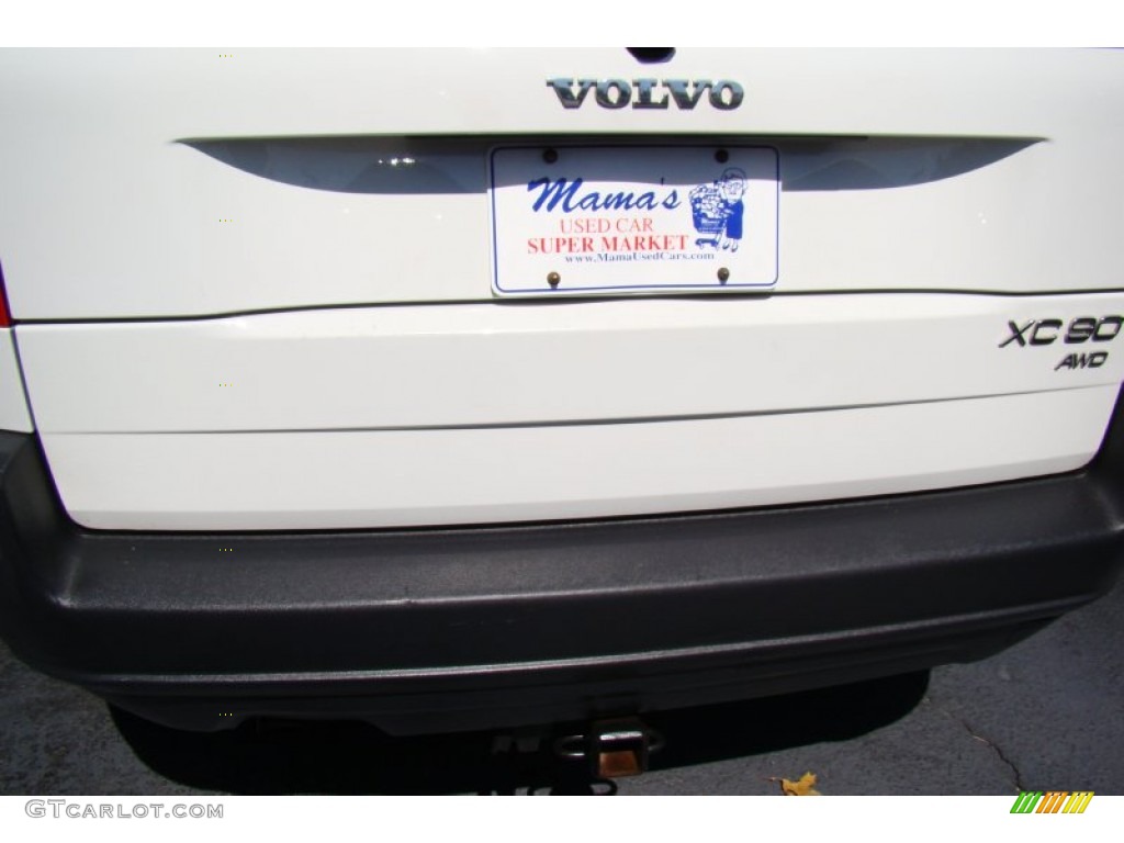 2004 XC90 2.5T AWD - Ice White / Taupe photo #39