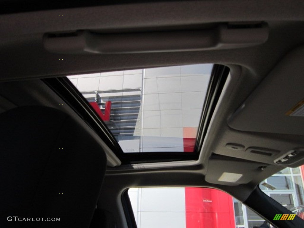 2011 Nissan Juke SV AWD Sunroof Photo #55088348